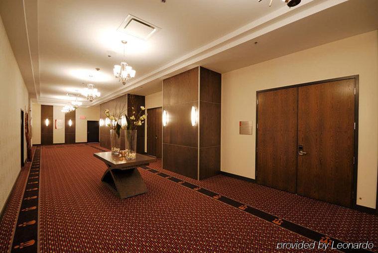 Imperia Hotel Et Suites Terrebonne Bagian luar foto